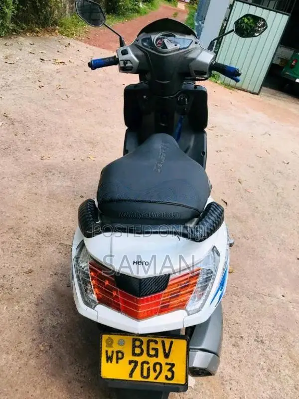 Hero Maestro 2018 Motorbike (Used)