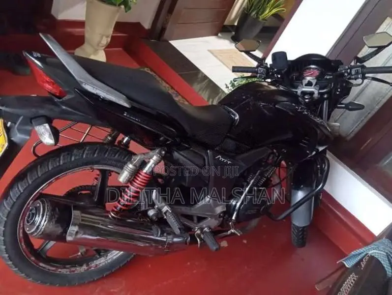 Hero Hunk 2007 Motorbike (Used)