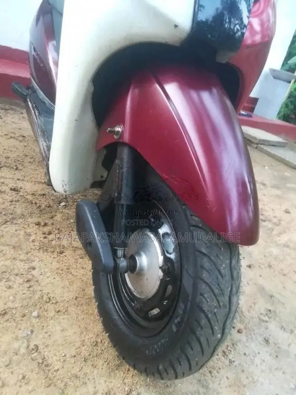 Honda Activa 2012 Motorbike (Used)