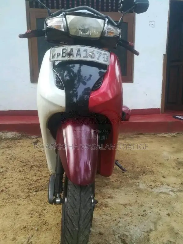 Honda Activa 2012 Motorbike (Used)