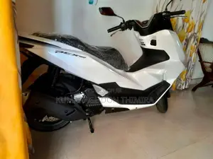 Honda Pcx 160 2025 Motorbike Brand New