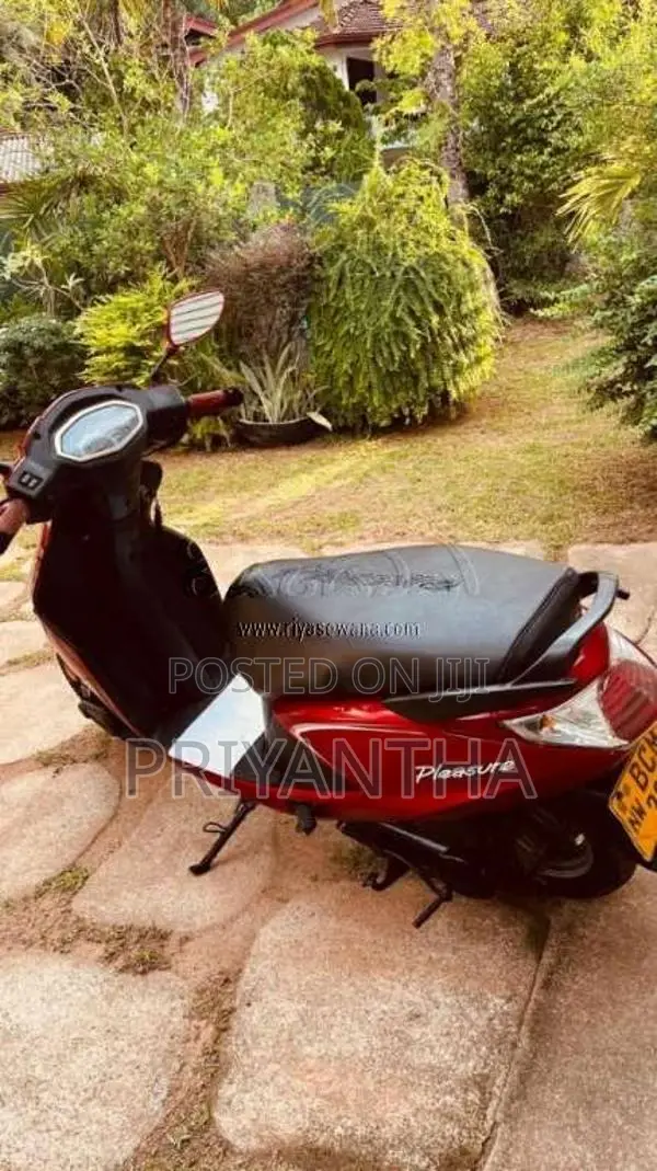 Hero Pleasure 2015 Motorbike (Used)