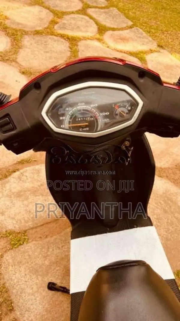 Hero Pleasure 2015 Motorbike (Used)
