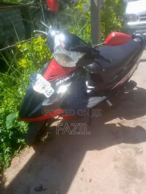 TVS Scooty Streak 2013 Motorbike (Used)