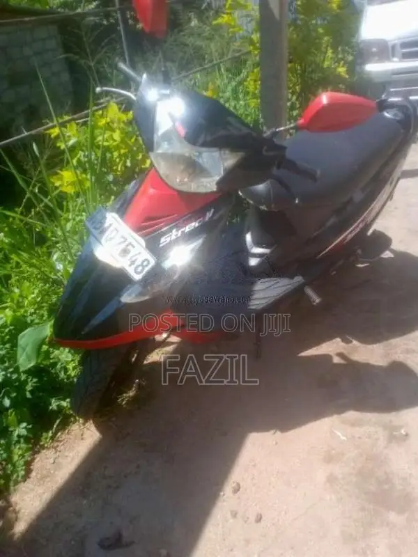 TVS Scooty Streak 2013 Motorbike (Used)