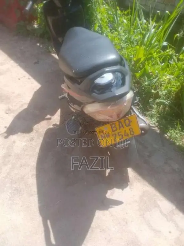 TVS Scooty Streak 2013 Motorbike (Used)