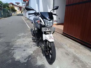 TVS Stryker 2017 Motorbike (Used)