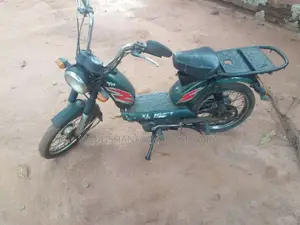 TVS XL Super 2015 Motorbike (Used)