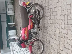Hero-Honda CD Deluxe 2006 Motorbike (Used)