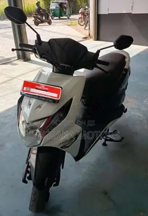 Honda Dio 2015 Motorbike (Used)