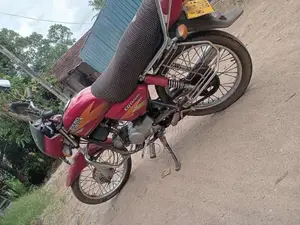 Hero-Honda CD Deluxe 2006 Motorbike (Used)
