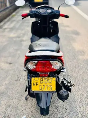 Honda Dio 2016 Motorbike (Used)