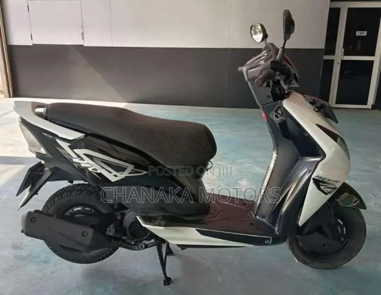 Honda Dio 2015 Motorbike (Used)