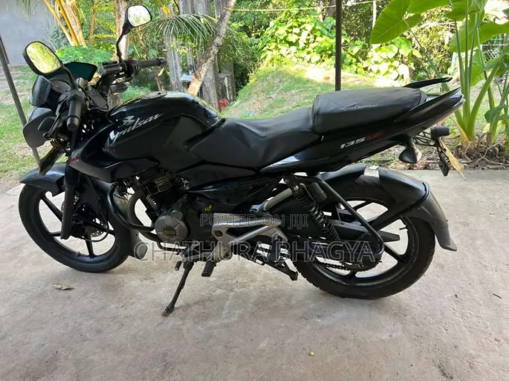 Bajaj Pulsar 135 LS 2012 Motorbike (Used)