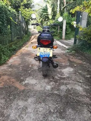 Bajaj Boxer 2010 Motorbike (Used)
