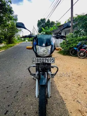 Bajaj CT-100 2015 motorcycle (Used)