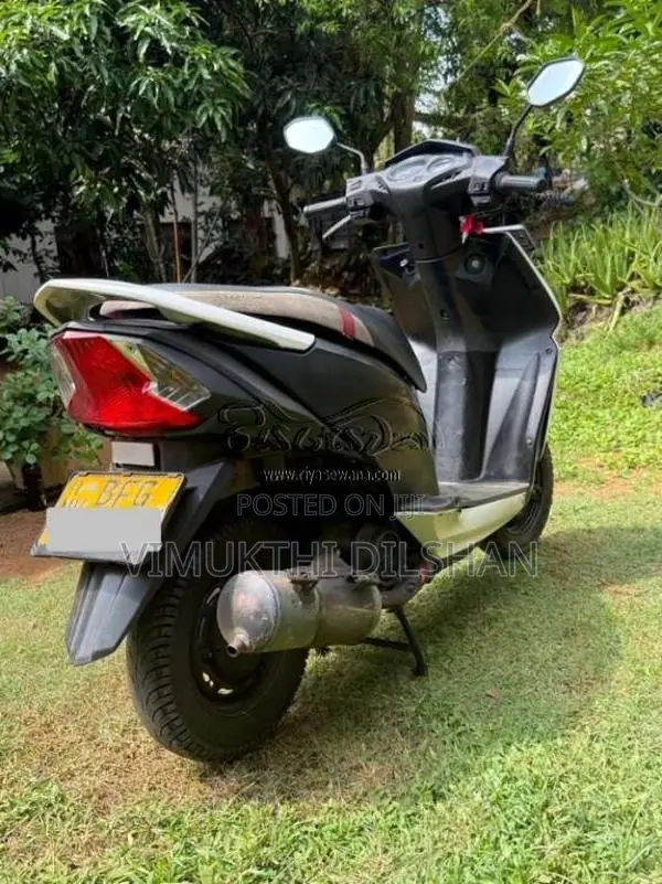 Honda Dio 2017 Motorbike (Used)