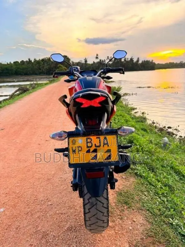 Honda CB Hornet 160R 2018 Motorbike (Used)