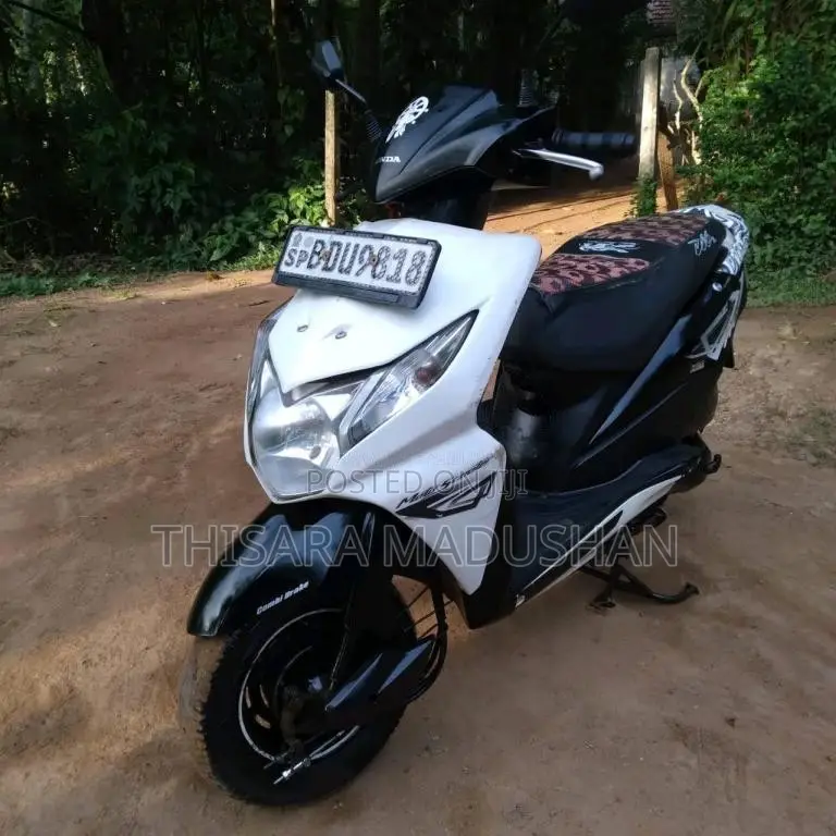 Honda Dio 2016 Motorbike (Used)