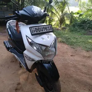Honda Dio 2016 Motorbike (Used)