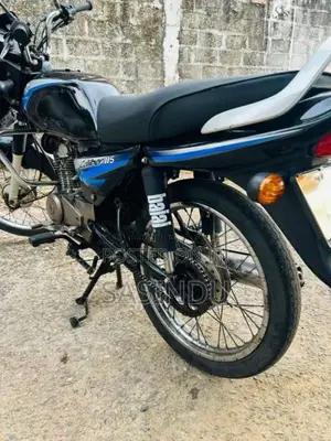 Bajaj Caliber 2004 Motorbike (Used)