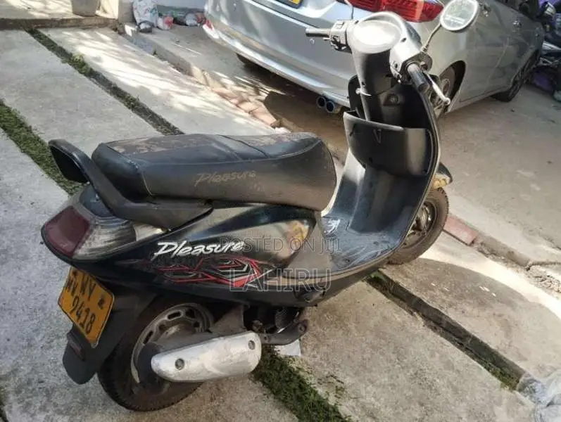 Hero Pleasure 2011 Motorbike (Used)