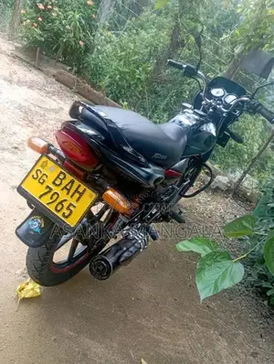 Bajaj Platina 2013 Motorbike (Used)
