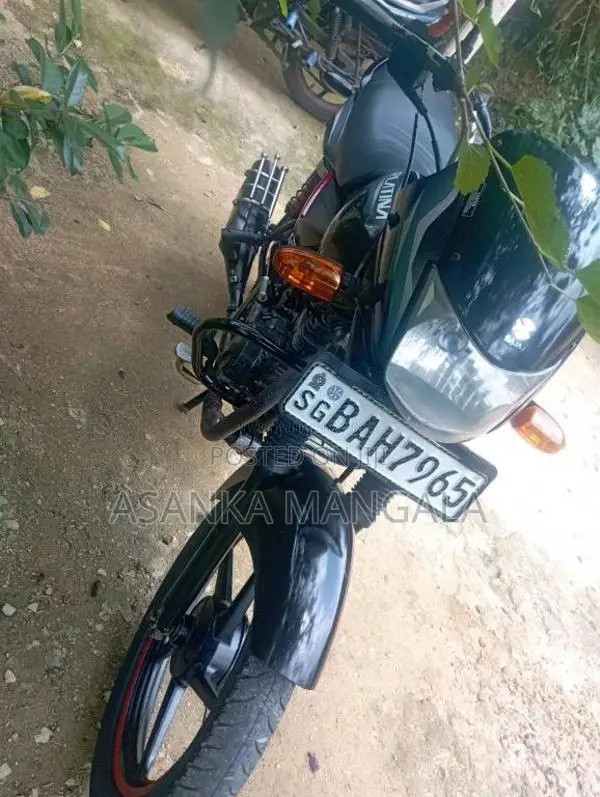 Bajaj Platina 2013 Motorbike (Used)