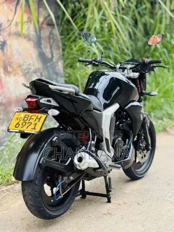 Yamaha Fz Version 2.0 2017 Motorbike (Used)