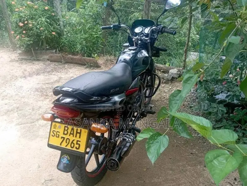 Bajaj Platina 2013 Motorbike (Used)