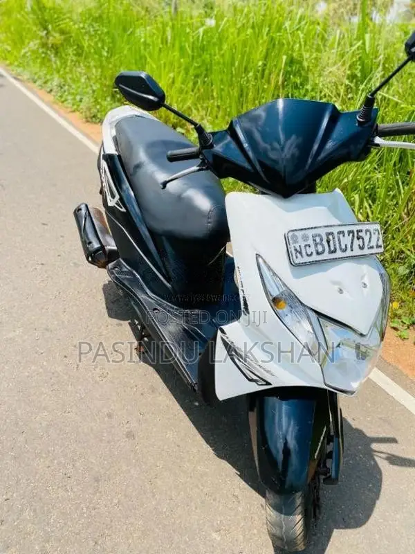 Honda Dio 2015 Motorbike (Used)