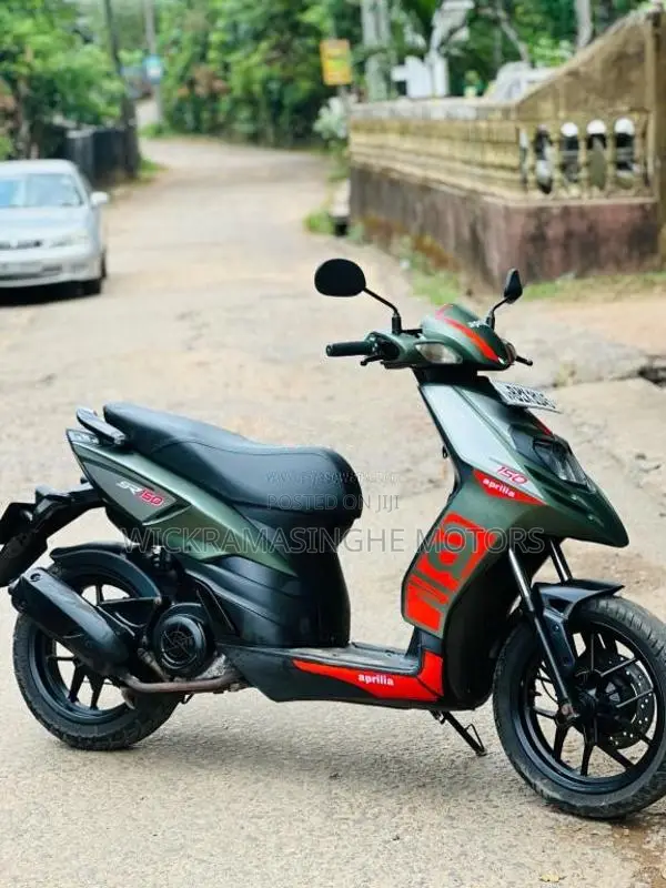 Aprilia SR 2019 Motorbike (Used)