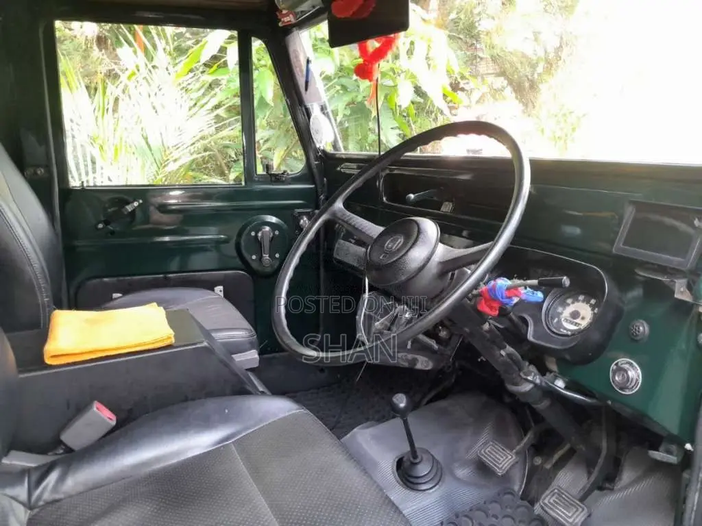 Mitsubishi 4DR5 1979 SUV (Used)