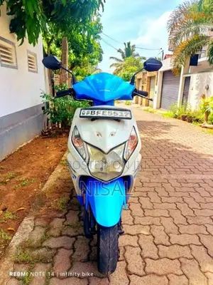 Honda Dio 1997 Motorbike (Used)