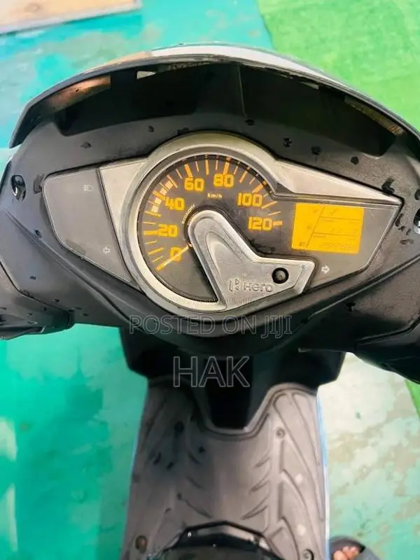 Hero Dash 2017 Motorbike (Used)