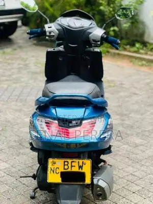Hero Maestro Edge 2017 Motorbike (Used)
