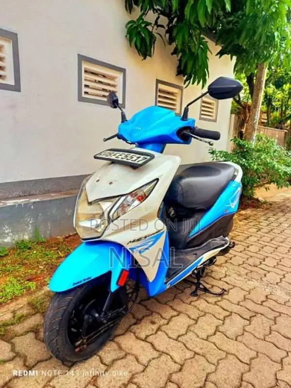 Honda Dio 1997 Motorbike (Used)