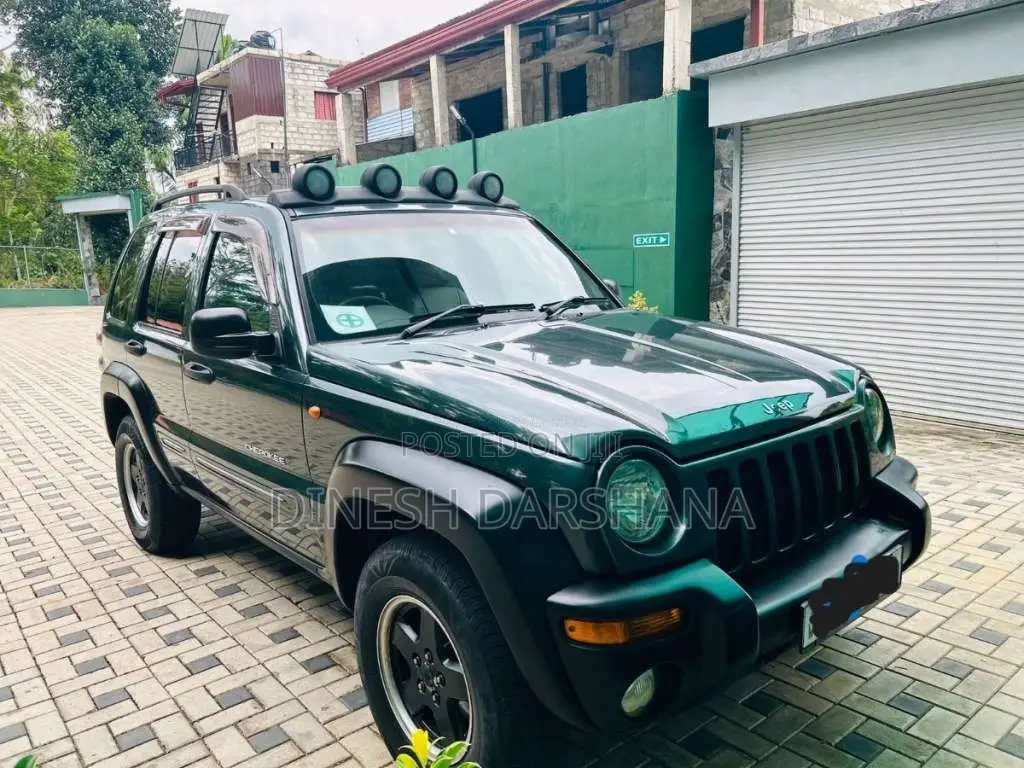 Jeep Cherokee 2004 SUV (Used)