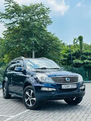 Micro Rexton 2015 SUV (Used)