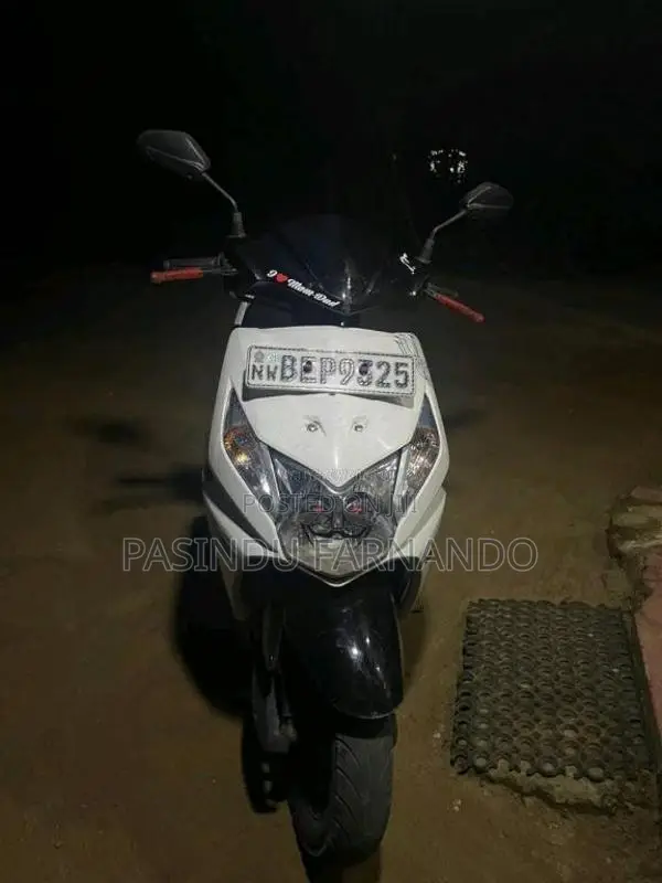 Honda Dio 2017 Motorbike (Used)