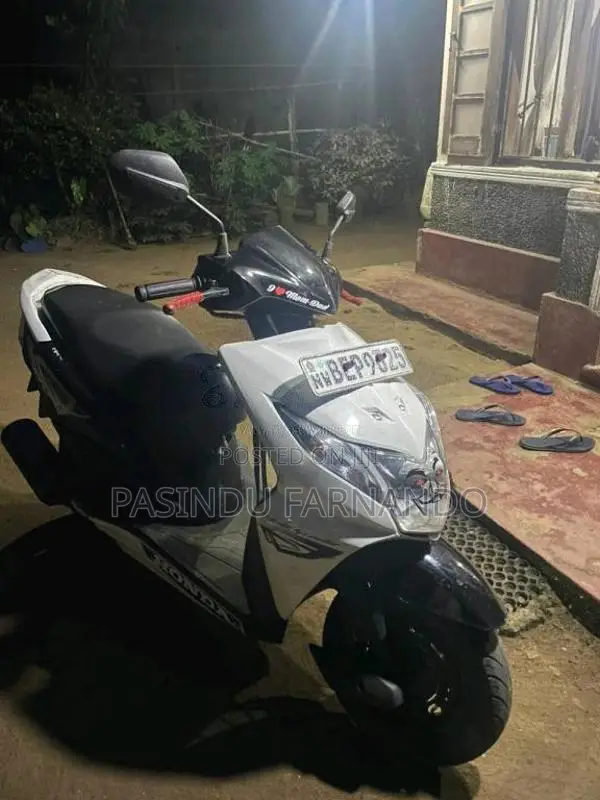 Honda Dio 2017 Motorbike (Used)