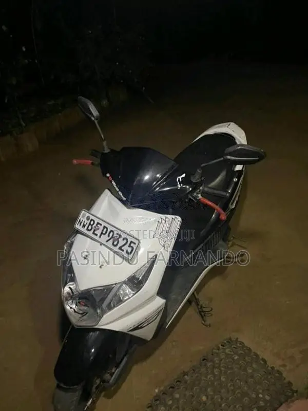 Honda Dio 2017 Motorbike (Used)