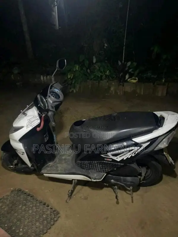 Honda Dio 2017 Motorbike (Used)
