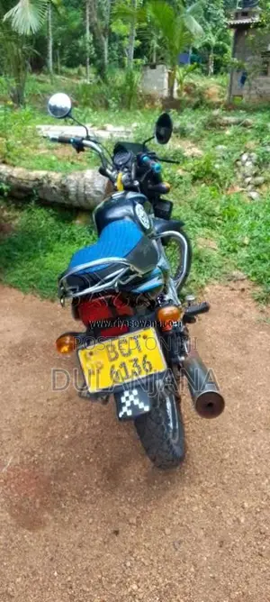 Bajaj CT-100 2015 Motorbike (Used)