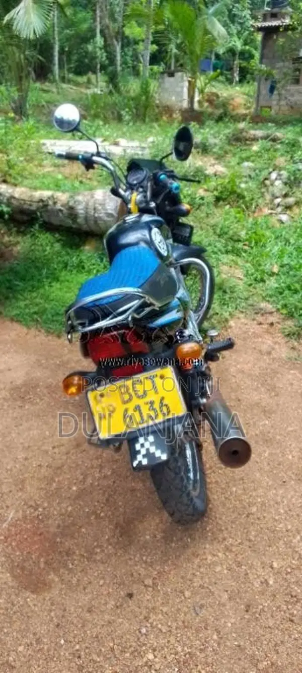 Bajaj CT-100 2015 Motorbike (Used)