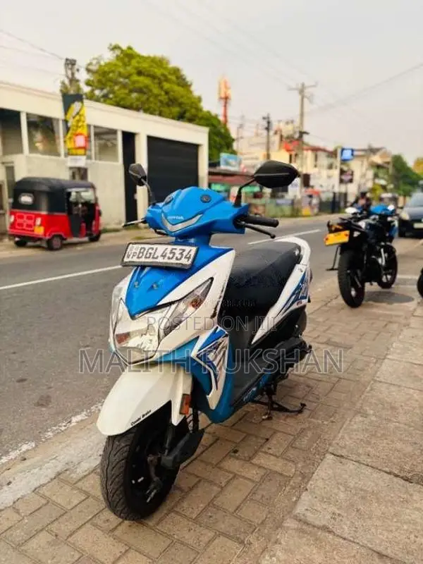 Honda Dio 2018 Motorbike (Used)