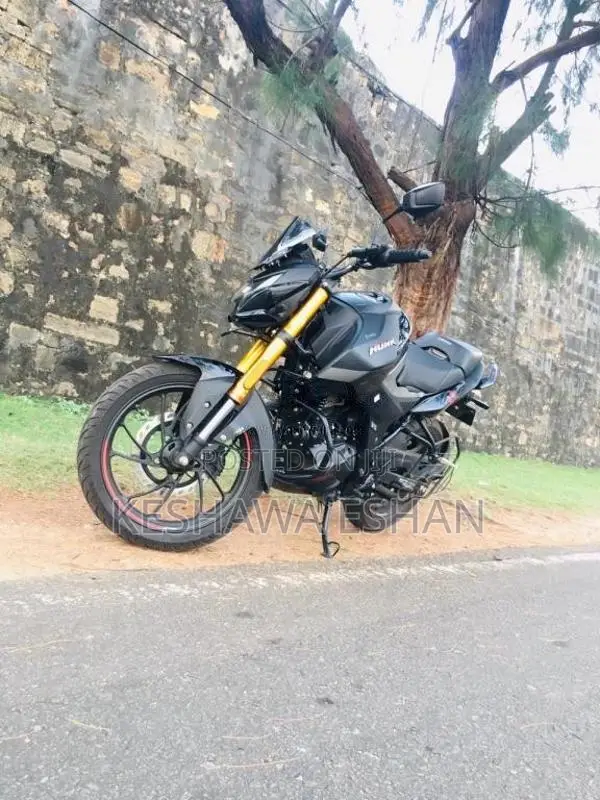 Hero Hunk 2025 Motorbike Unregistered (Recondition)
