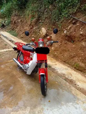 Yamaha Mate 1988 Motorbike (Used)