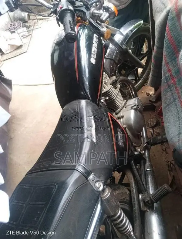 Suzuki GN125 Japan 2013 Motorbike (Used)