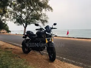 Hero Hunk 2025 Motorbike Unregistered (Recondition)